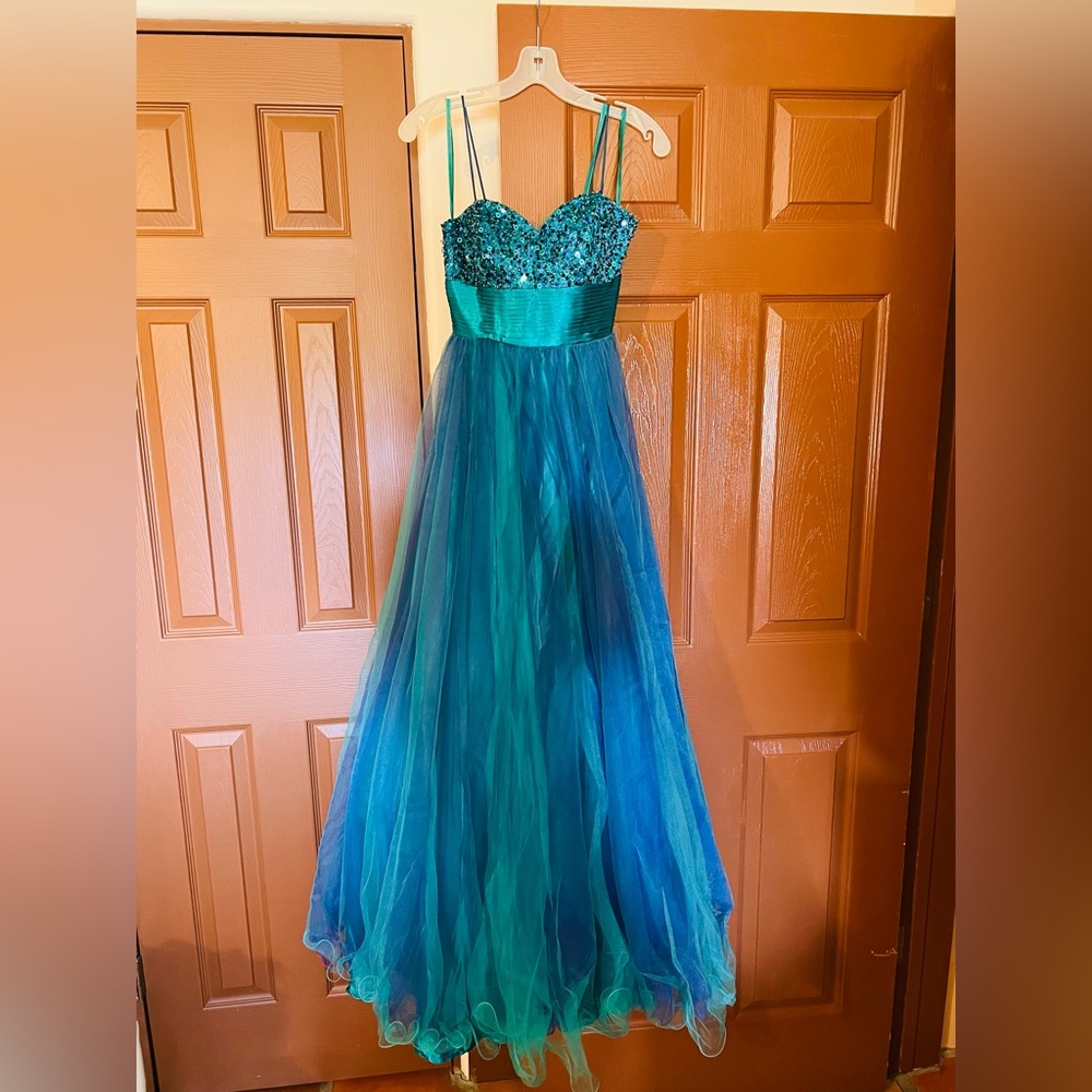 David’s Bridal Blue and Turquoise Peacock Princess Prom Dress - Size 4